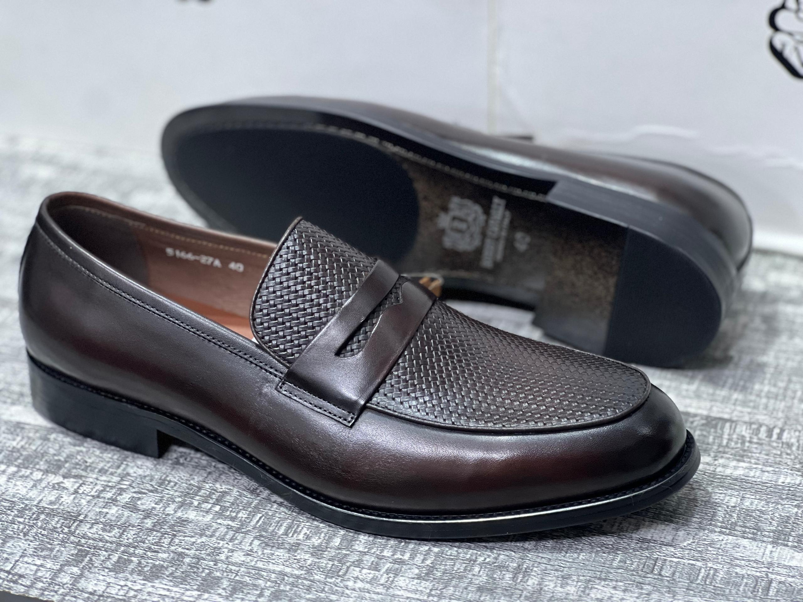 push-in leather shoes