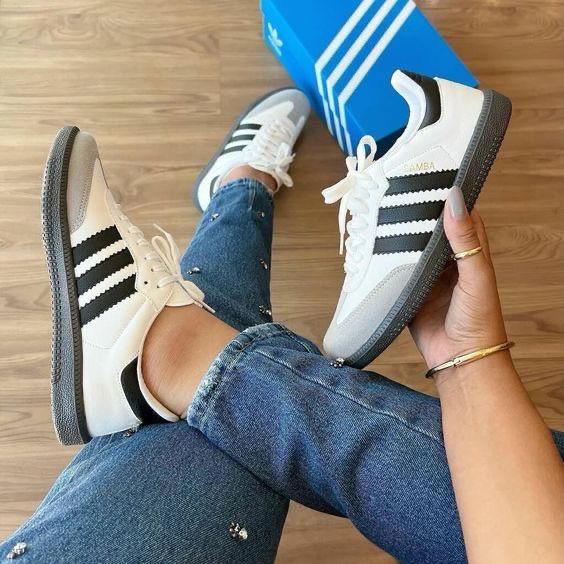 SAMBA UNISEX SNEAKERS