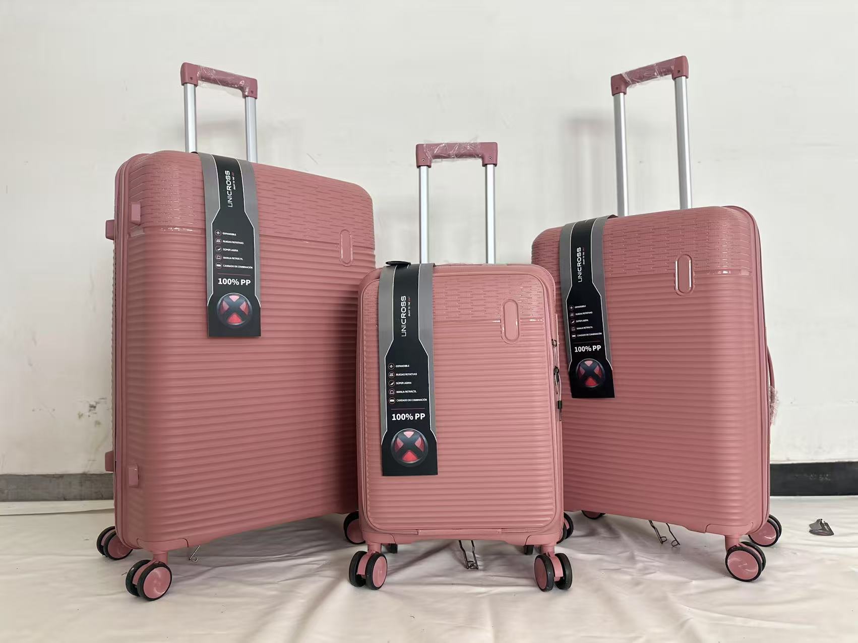 luxury travel suitcases