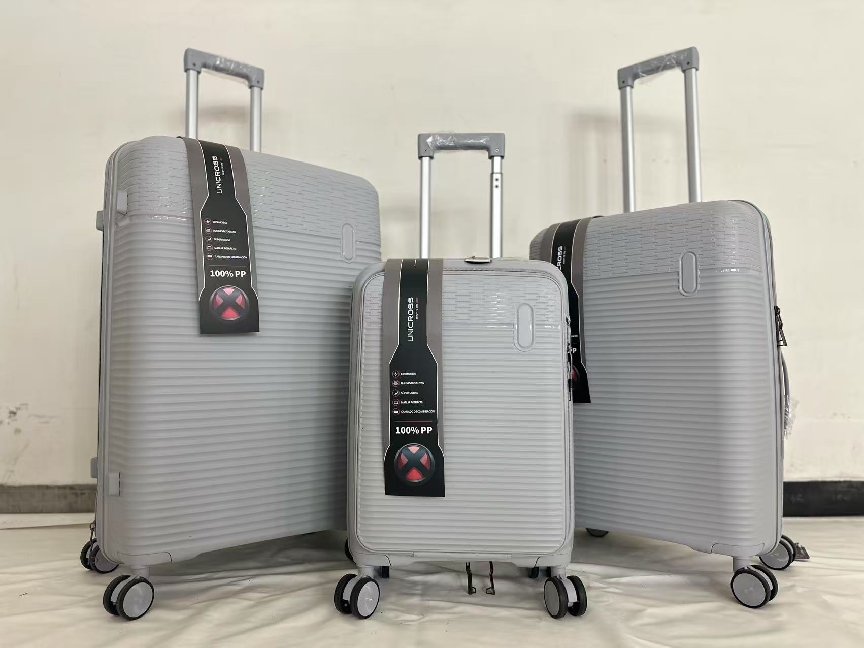 classy travel suitcase set