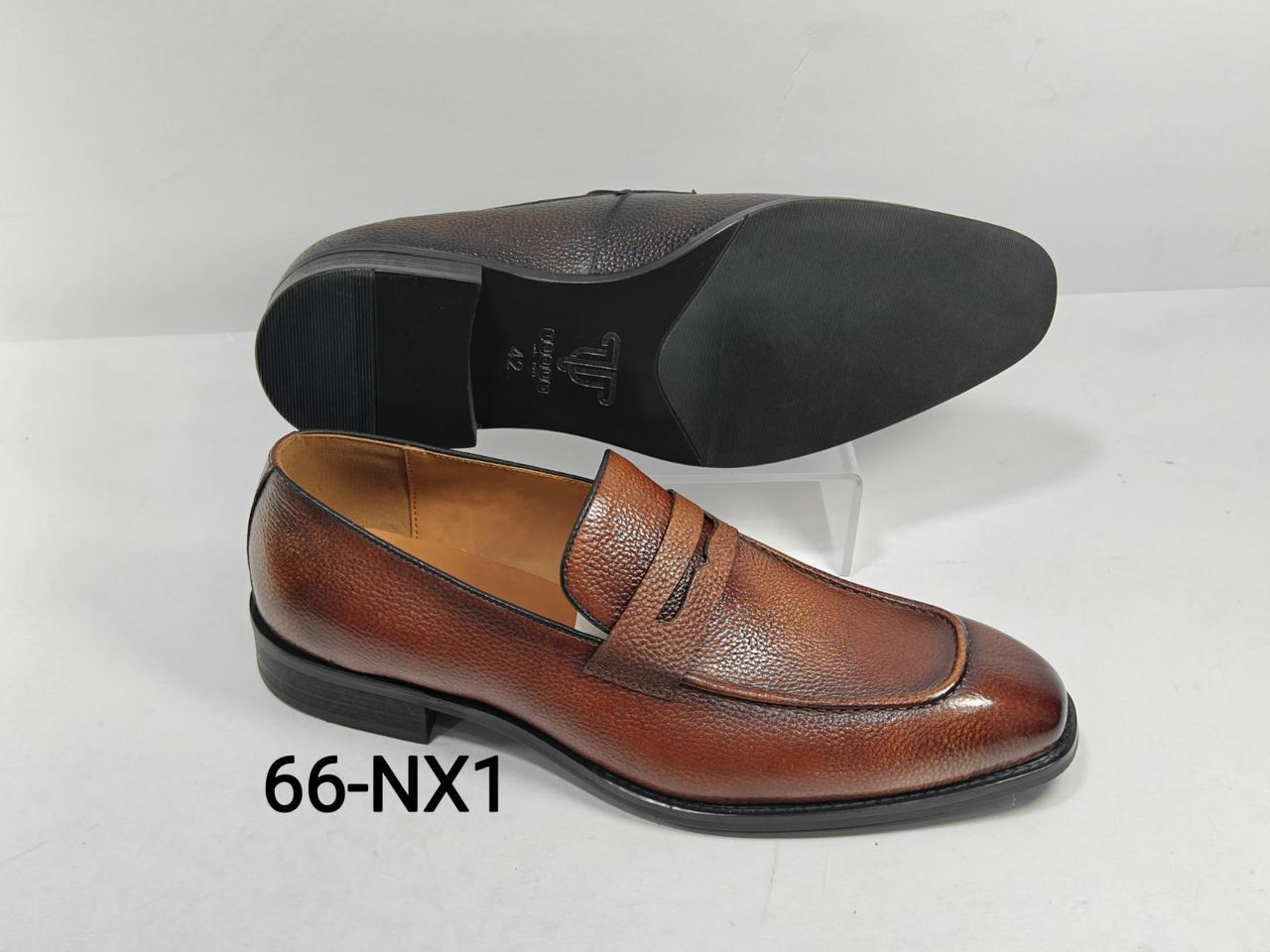 Taads leather  leather loafer