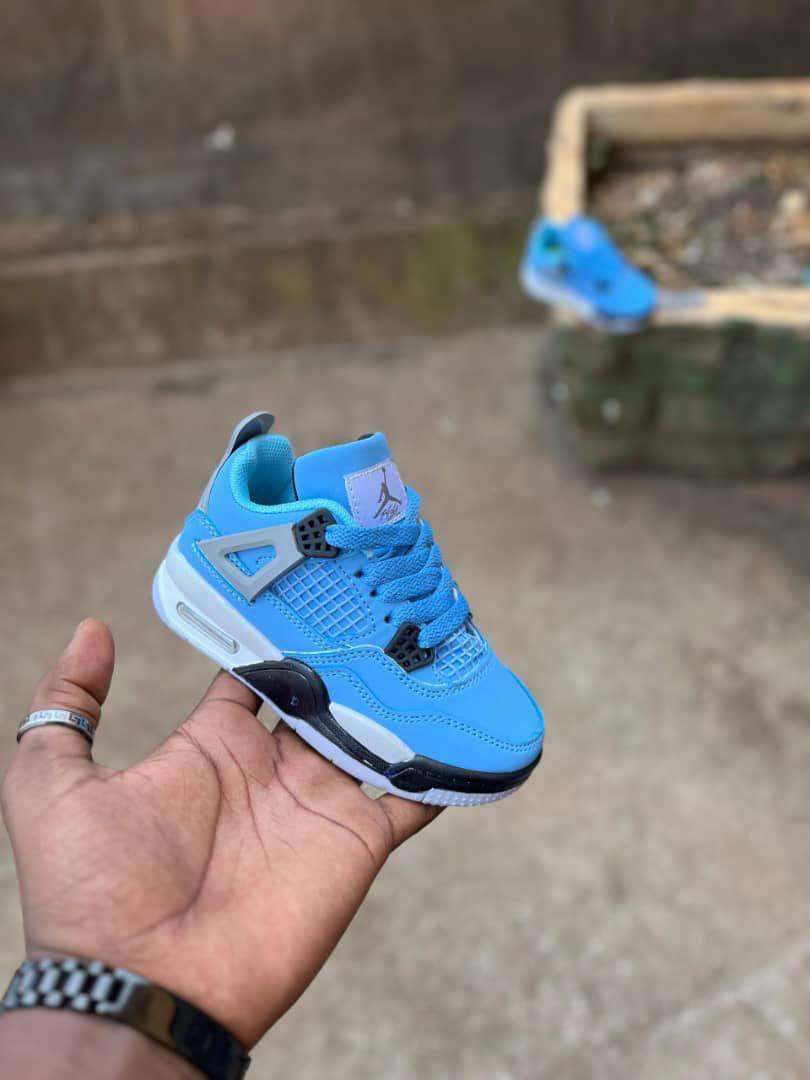 Air Jordan 4 Retro Toddler Sneakers