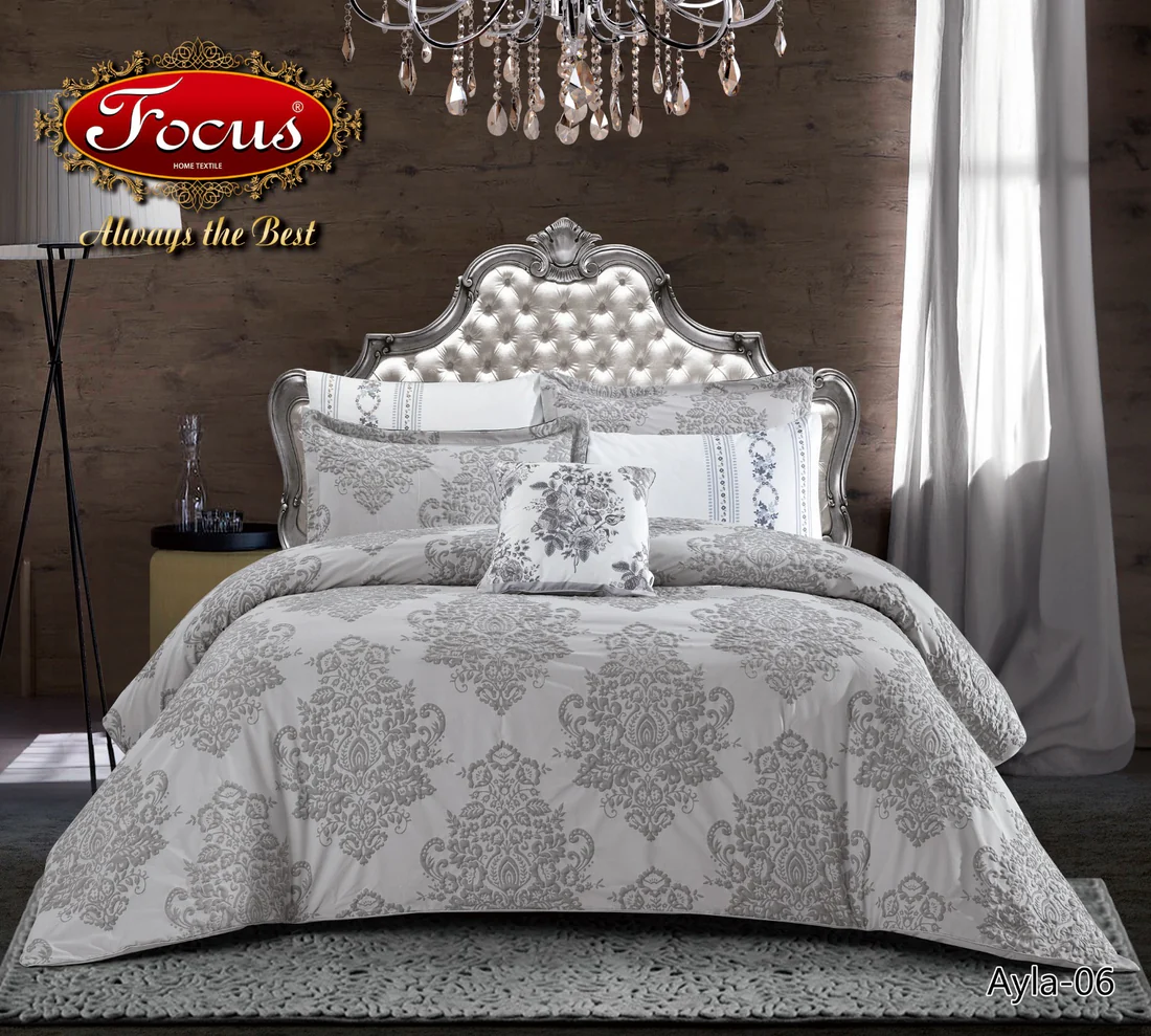 Luxury Duvet Set. Ornate pattern.